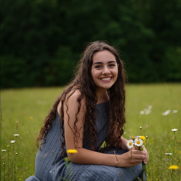 Meet your Posher, Brooklynn - Picture 1 of 1